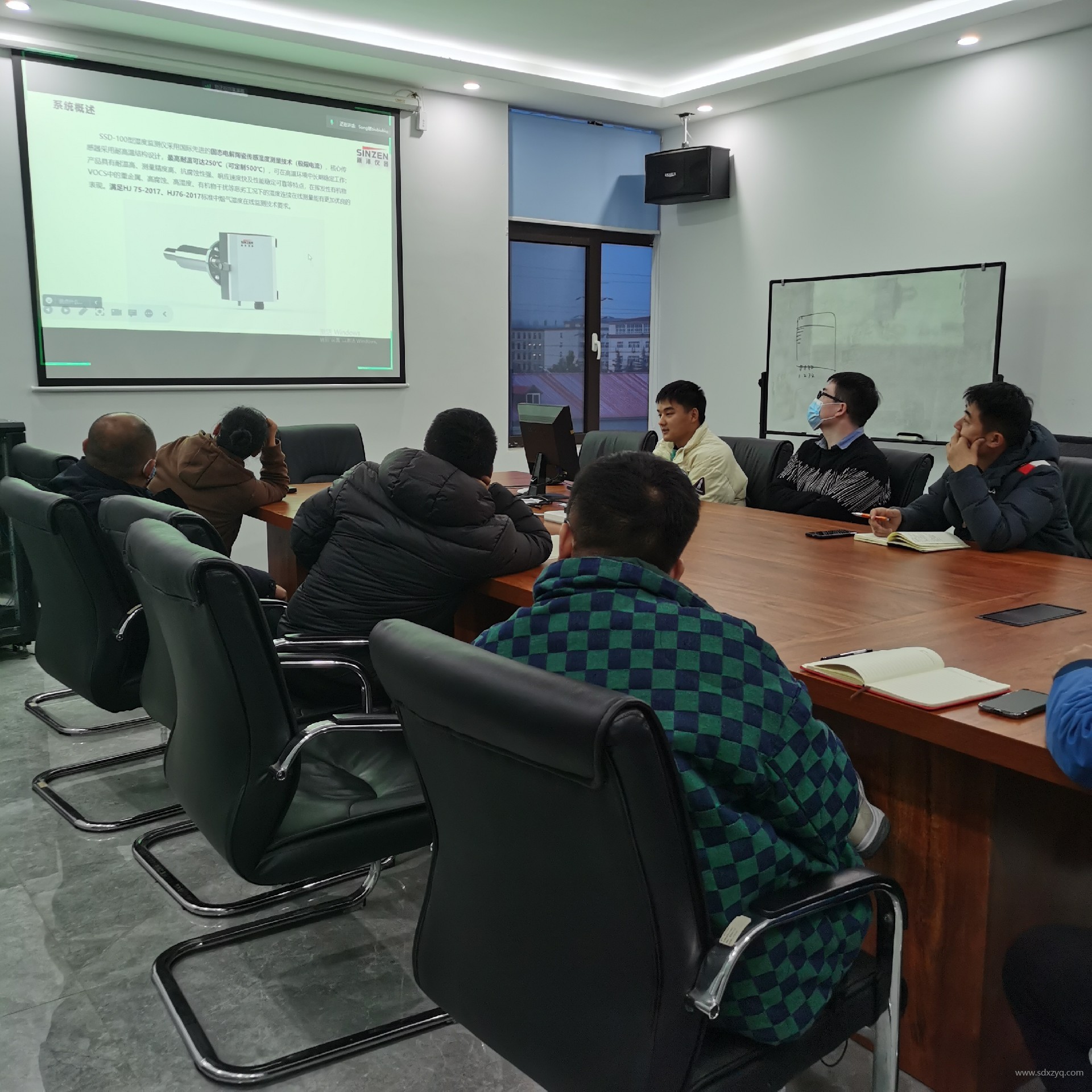 1701163566499323.jpg 濕度監(jiān)測(cè)儀發(fā)布會(huì).jpg